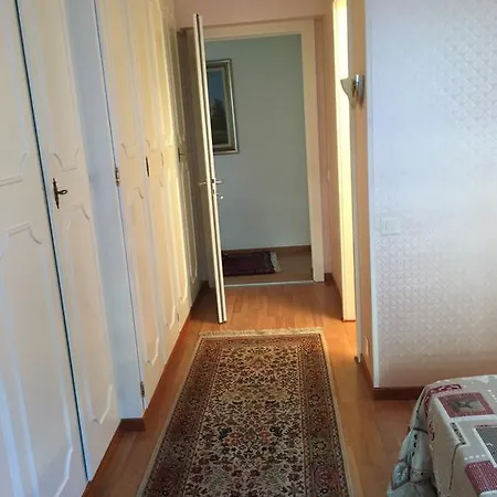 24 Etrier Pool & * Crans-Montana