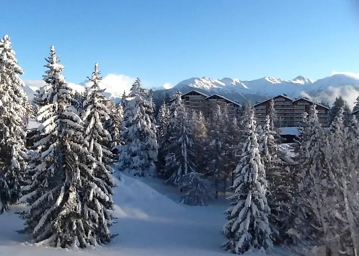 24 Etrier Pool & Lägenhet *